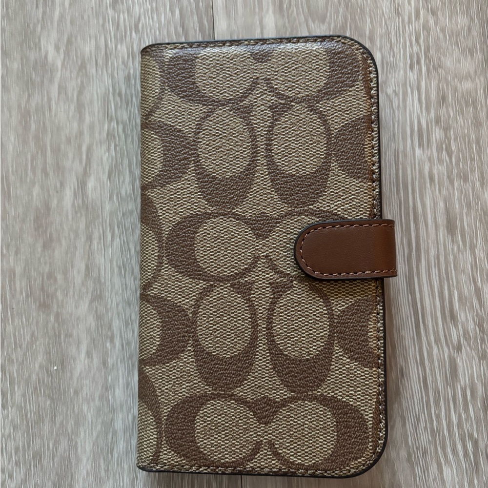 Coach iphone case in signature jacquard